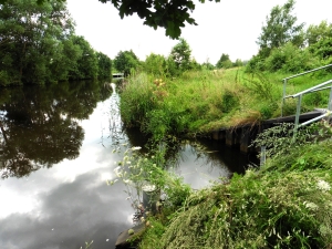 Ausmündung der Kampbille aus dem Schleusengraben, Foto: Reinhard Kraasch, Wikimedia