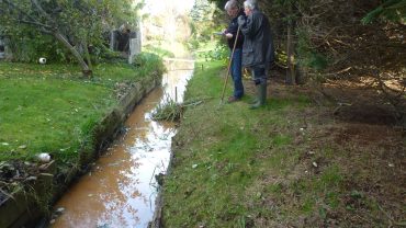 Schaukommission bei der Arbeit